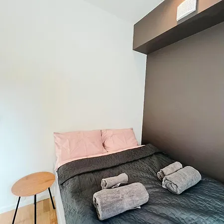 Apartment Bright & Cozy In Downtown Tromsø