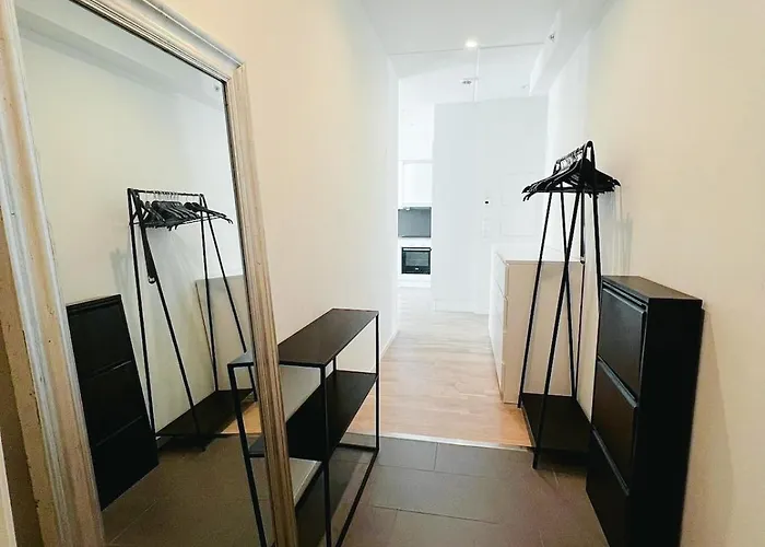 Апартаменты Bright & Cozy In Downtown Тромсё