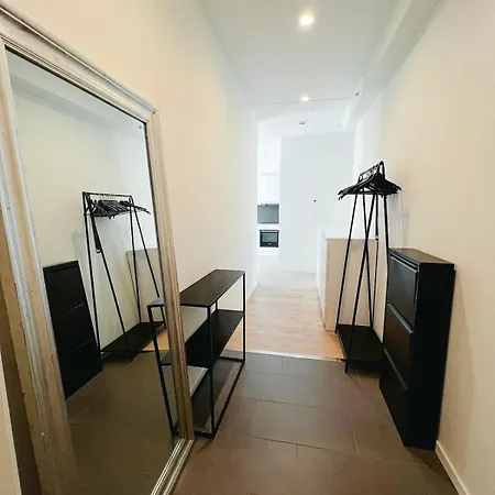 דירה Bright & Cozy In Downtown טרומסה