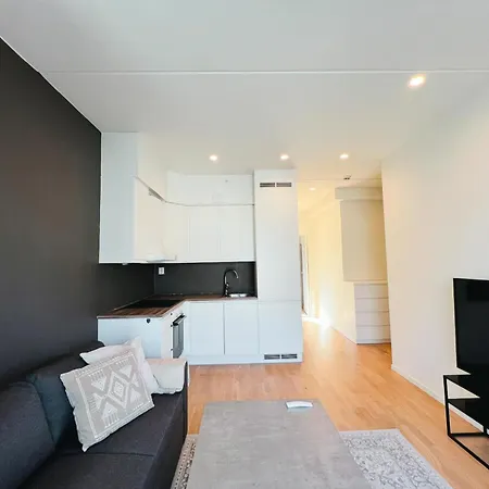 דירה Bright & Cozy In Downtown